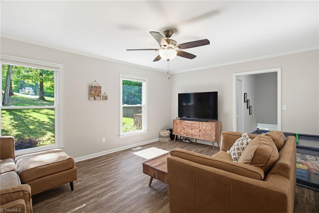 1136 Boulder Road