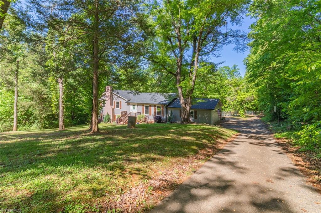 1136 Boulder Road