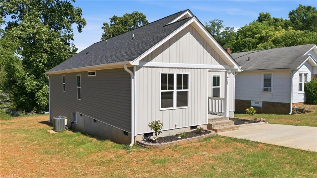 435 Stratton Avenue, Winston-Salem