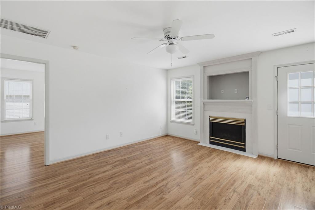 1735 Springfield Farm Court