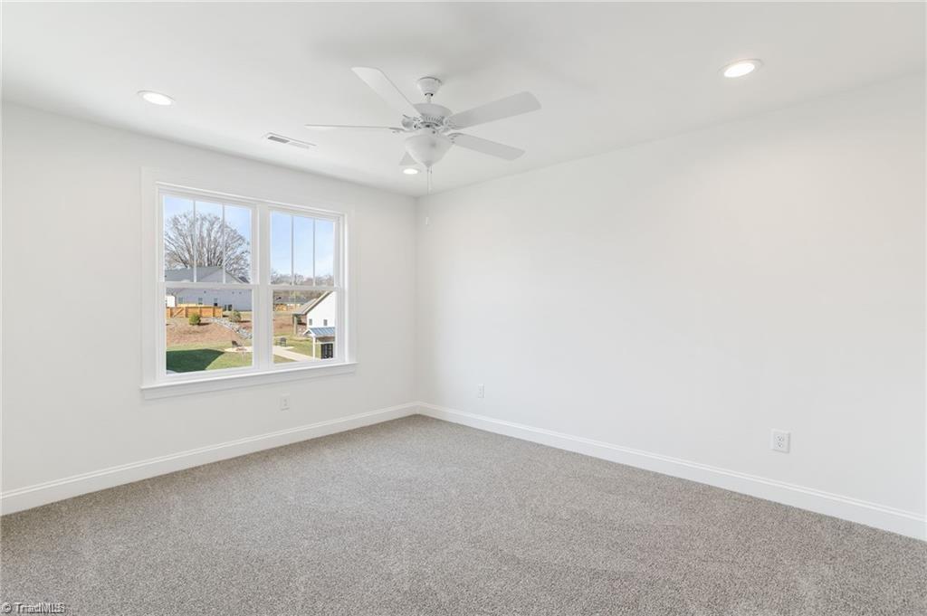 1675 Ashmead Lane
