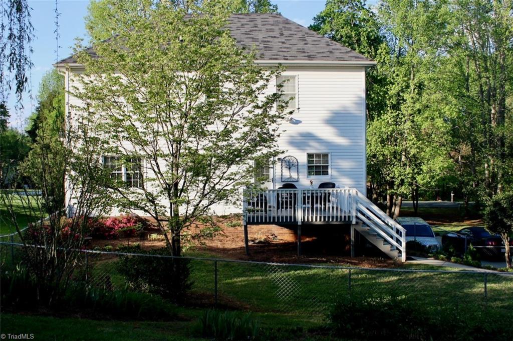 6907 Bridgewood Road