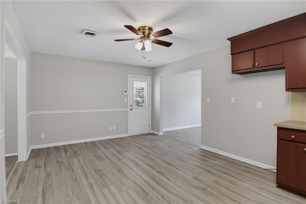 905 Camden Court, Winston-Salem