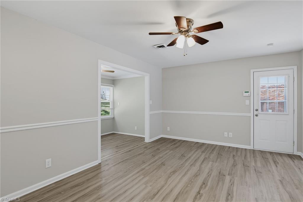 905 Camden Court, Winston-Salem