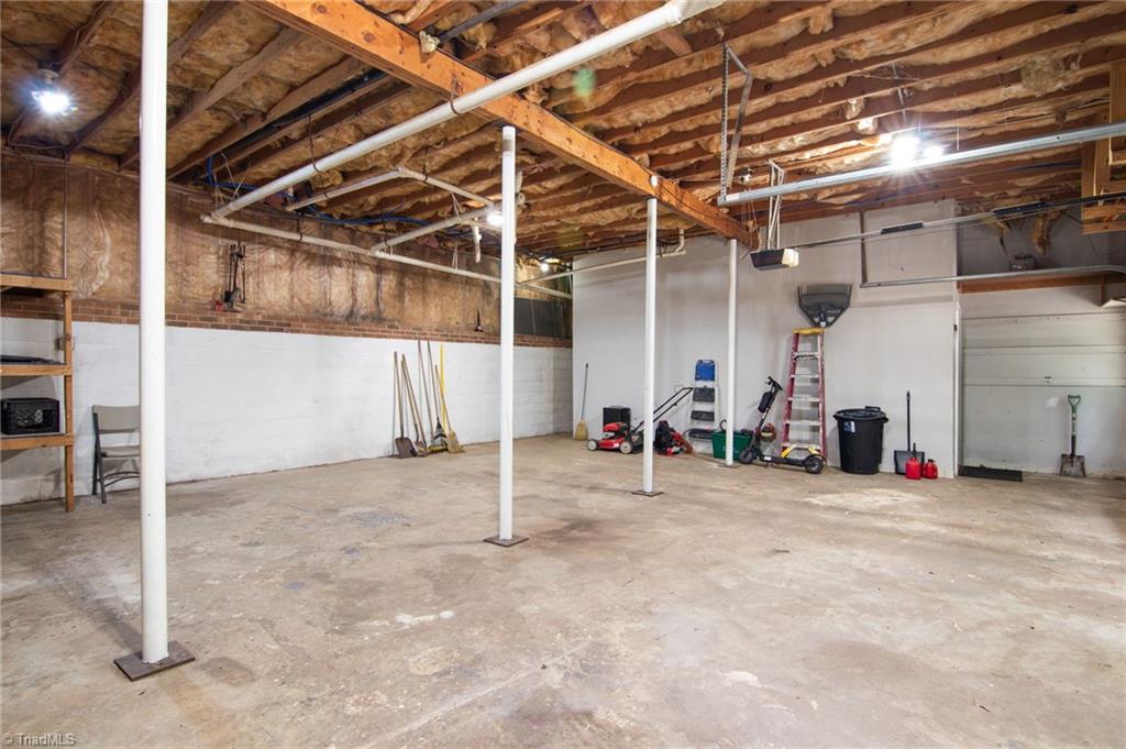 3220 Hickory Ridge Drive, Winston-Salem