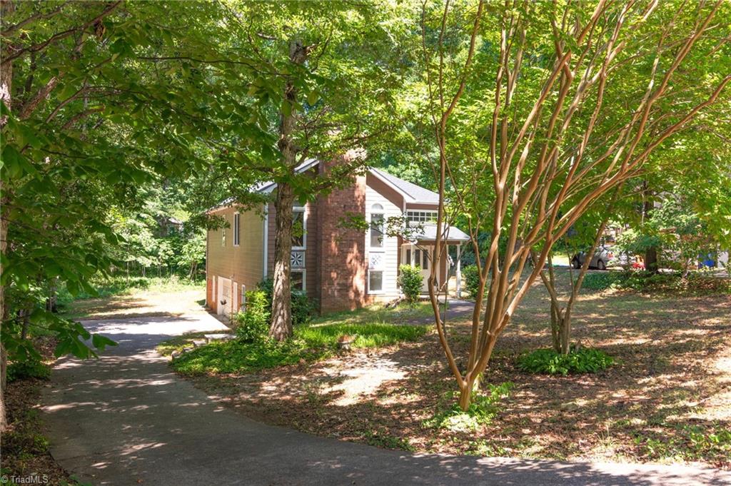 3220 Hickory Ridge Drive, Winston-Salem