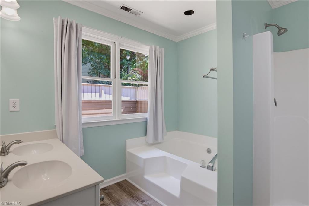 3220 Hickory Ridge Drive, Winston-Salem