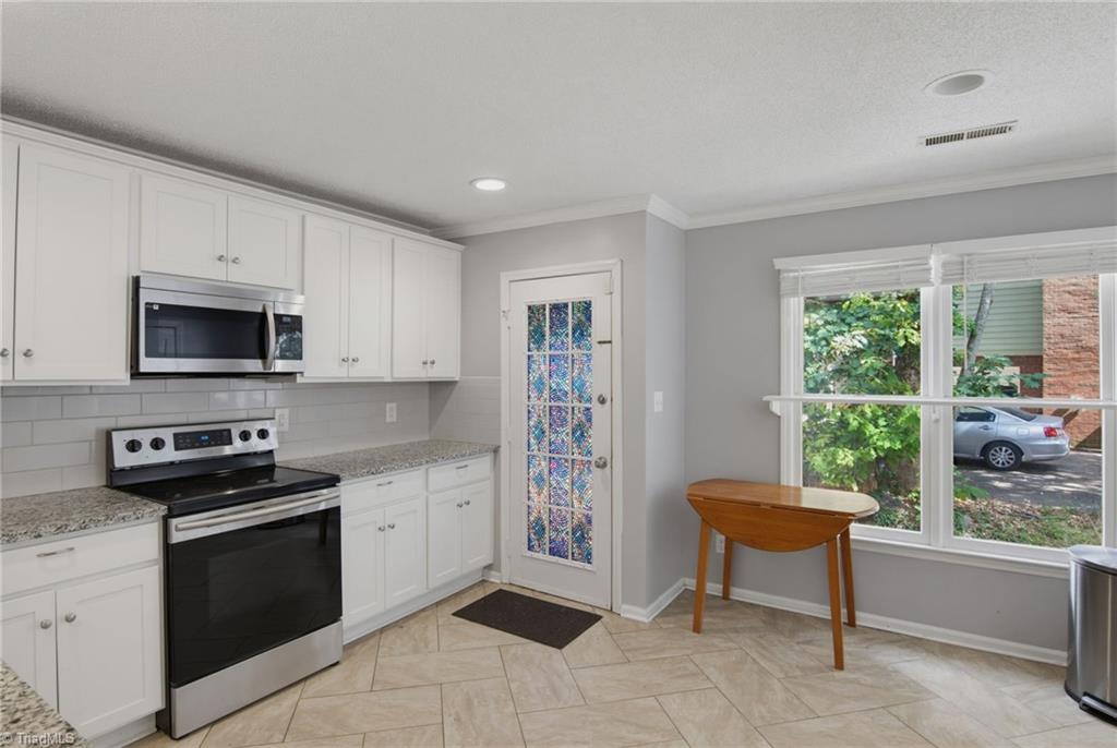 3220 Hickory Ridge Drive, Winston-Salem