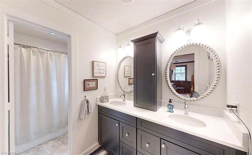 2815 Eland Drive, Winston-Salem