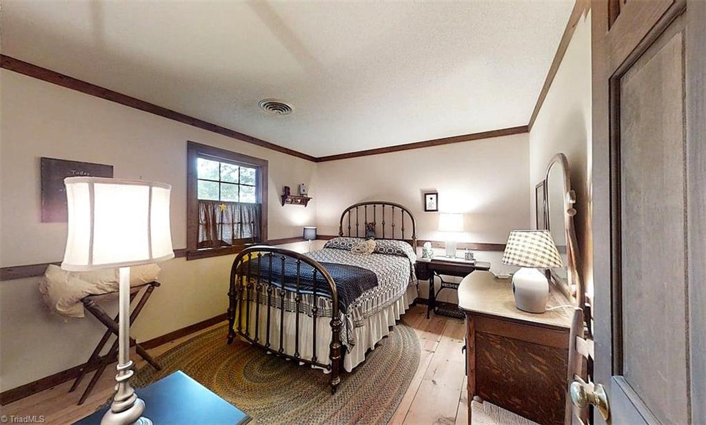 2815 Eland Drive, Winston-Salem