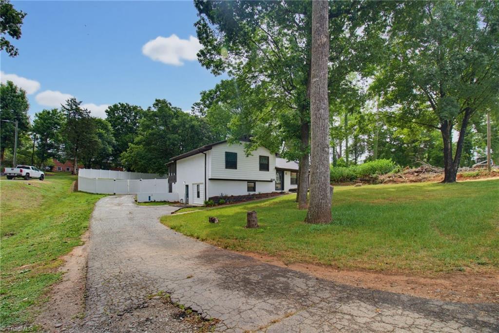 1550 Sauratown Road