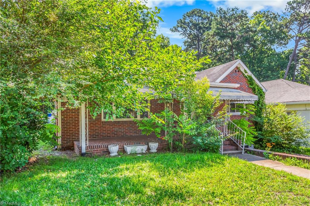 2427 N Patterson Avenue, Winston-Salem