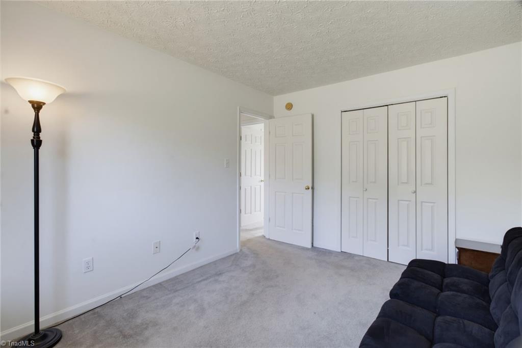 1055 Josephs Lane