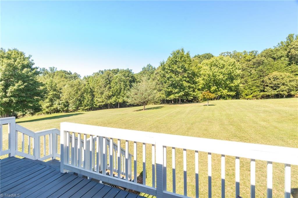 1055 Josephs Lane