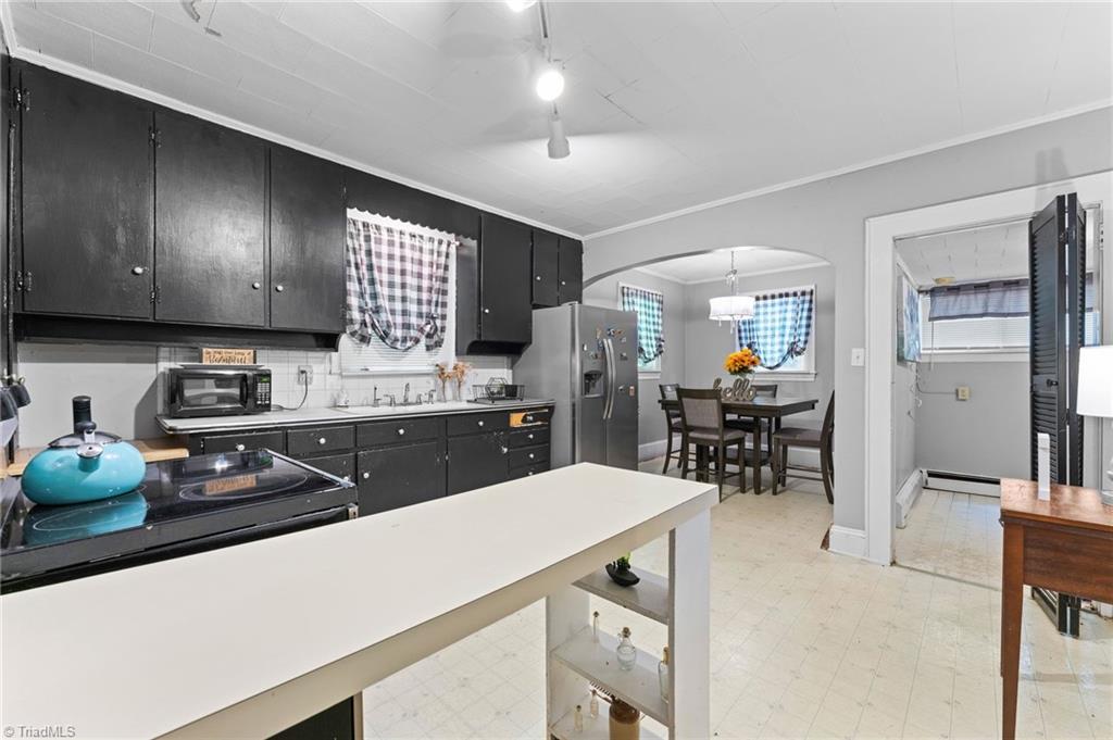 5750 Stanleyville Drive, Winston-Salem