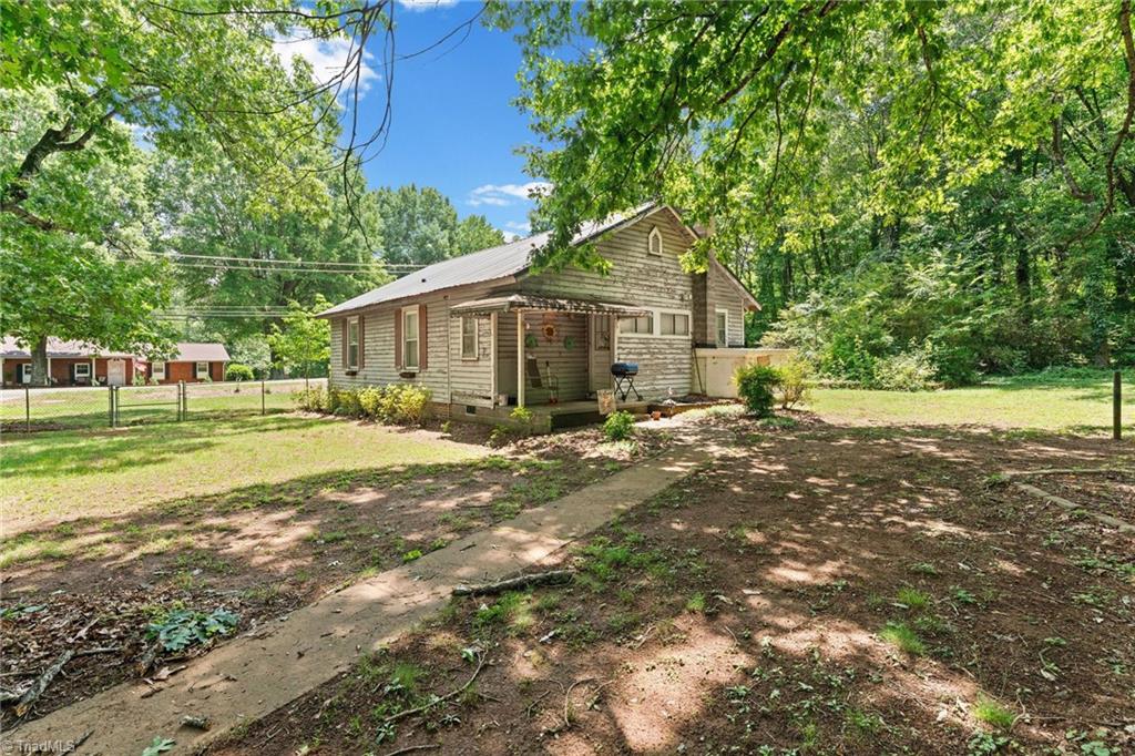 5750 Stanleyville Drive, Winston-Salem