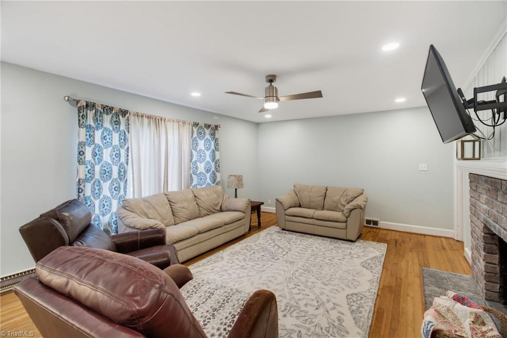 1817 Fairview Boulevard, Winston-Salem