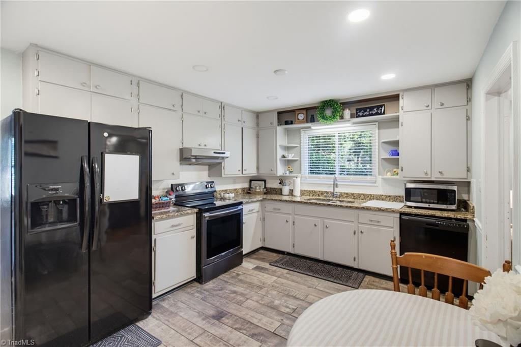 1817 Fairview Boulevard, Winston-Salem