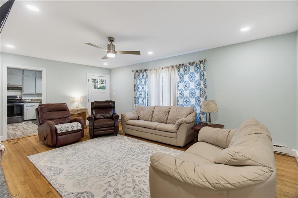 1817 Fairview Boulevard, Winston-Salem