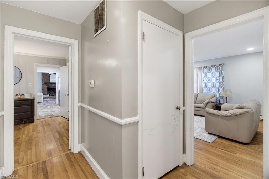 1817 Fairview Boulevard, Winston-Salem