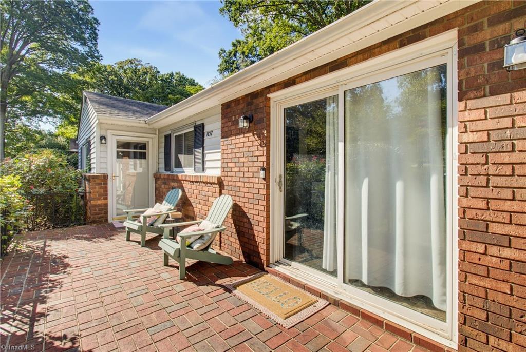 1817 Fairview Boulevard, Winston-Salem