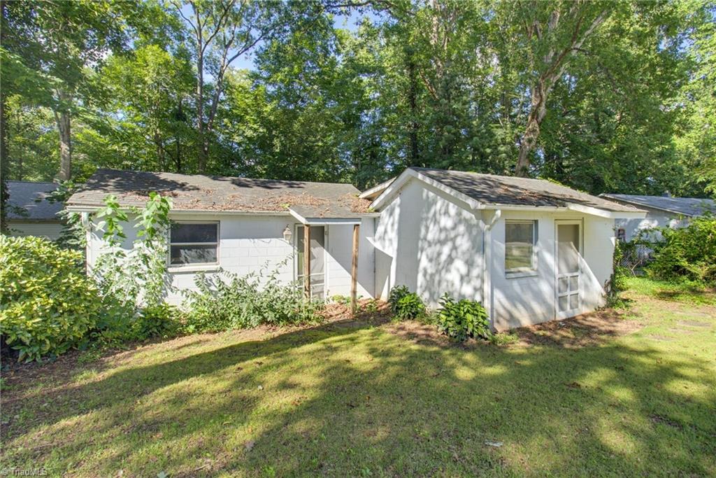 1817 Fairview Boulevard, Winston-Salem