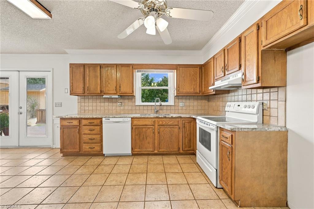 1181 Bebb Willow Lane