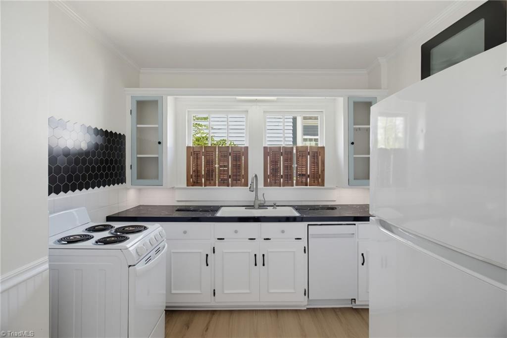 419 S Sunset Drive, Winston-Salem