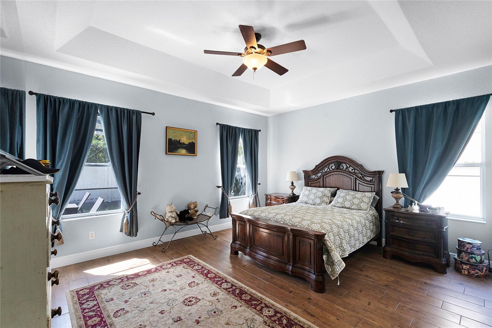 342 LAKE AMBERLEIGH DR