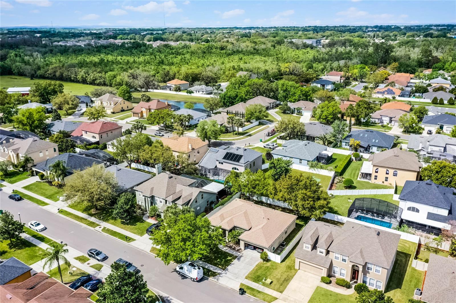 342 LAKE AMBERLEIGH DR