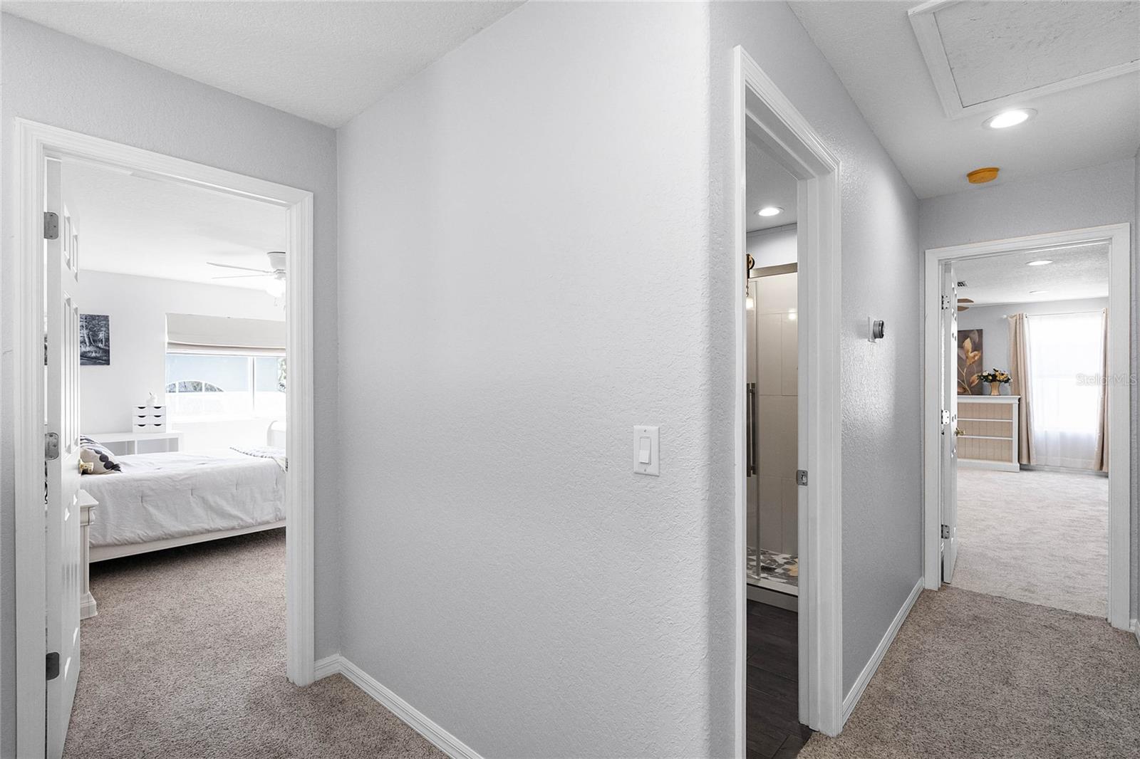 342 LAKE AMBERLEIGH DR