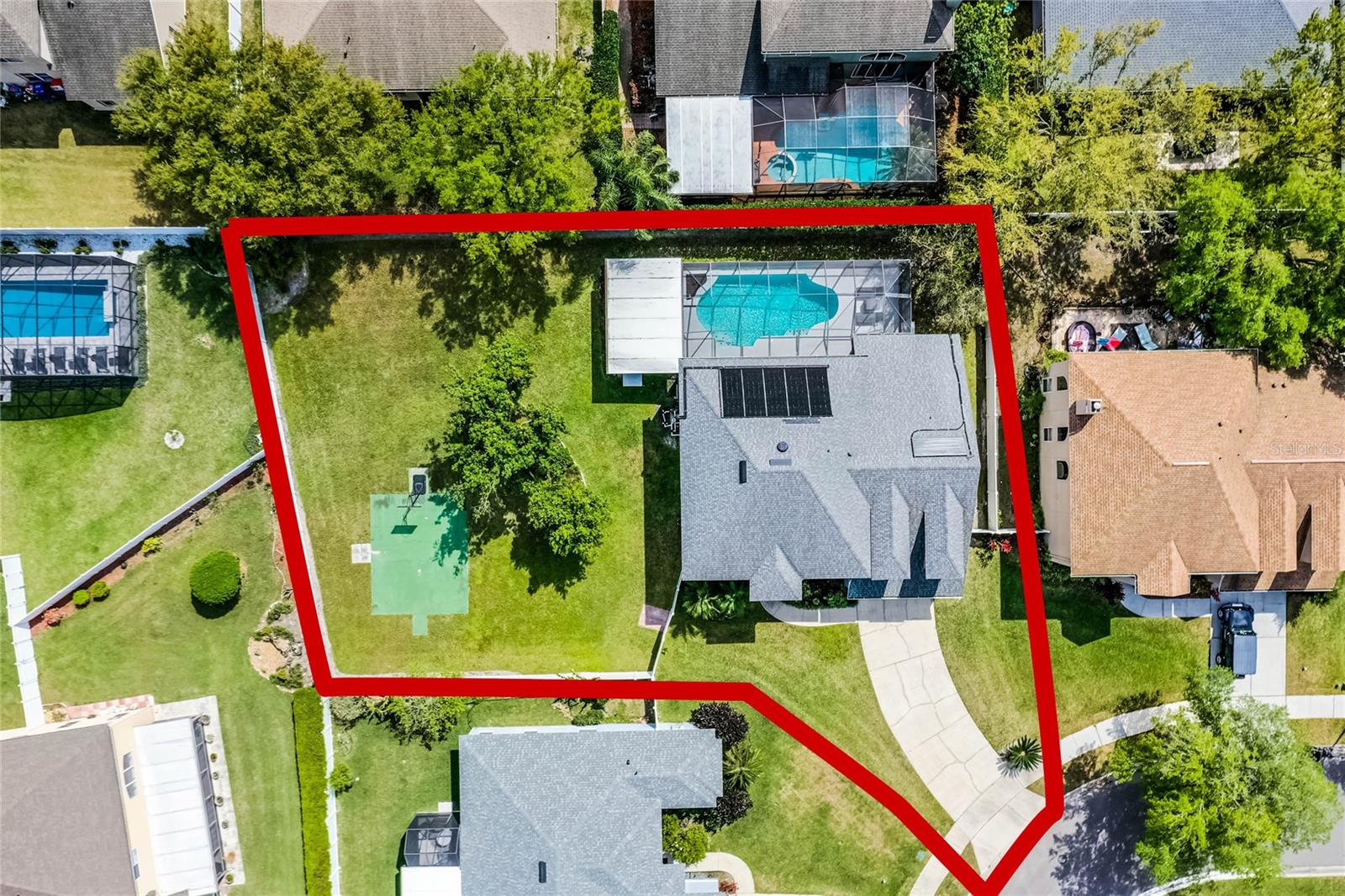 342 LAKE AMBERLEIGH DR
