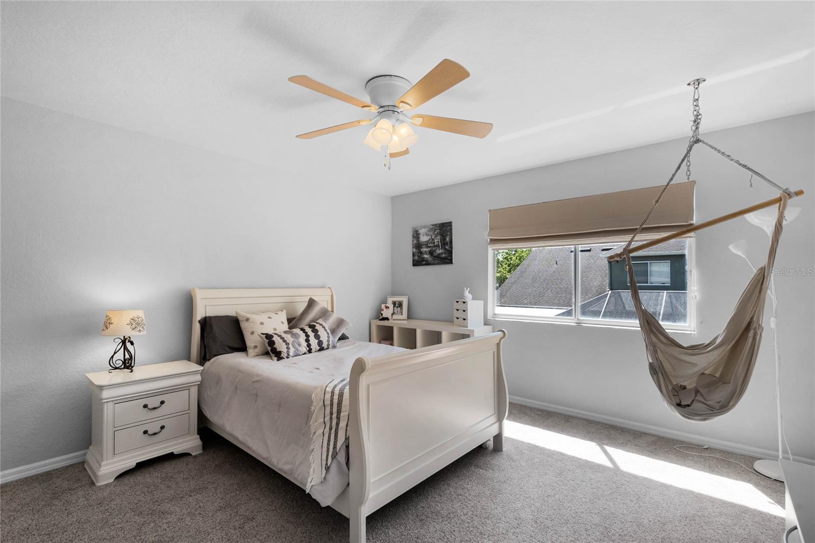 342 LAKE AMBERLEIGH DR