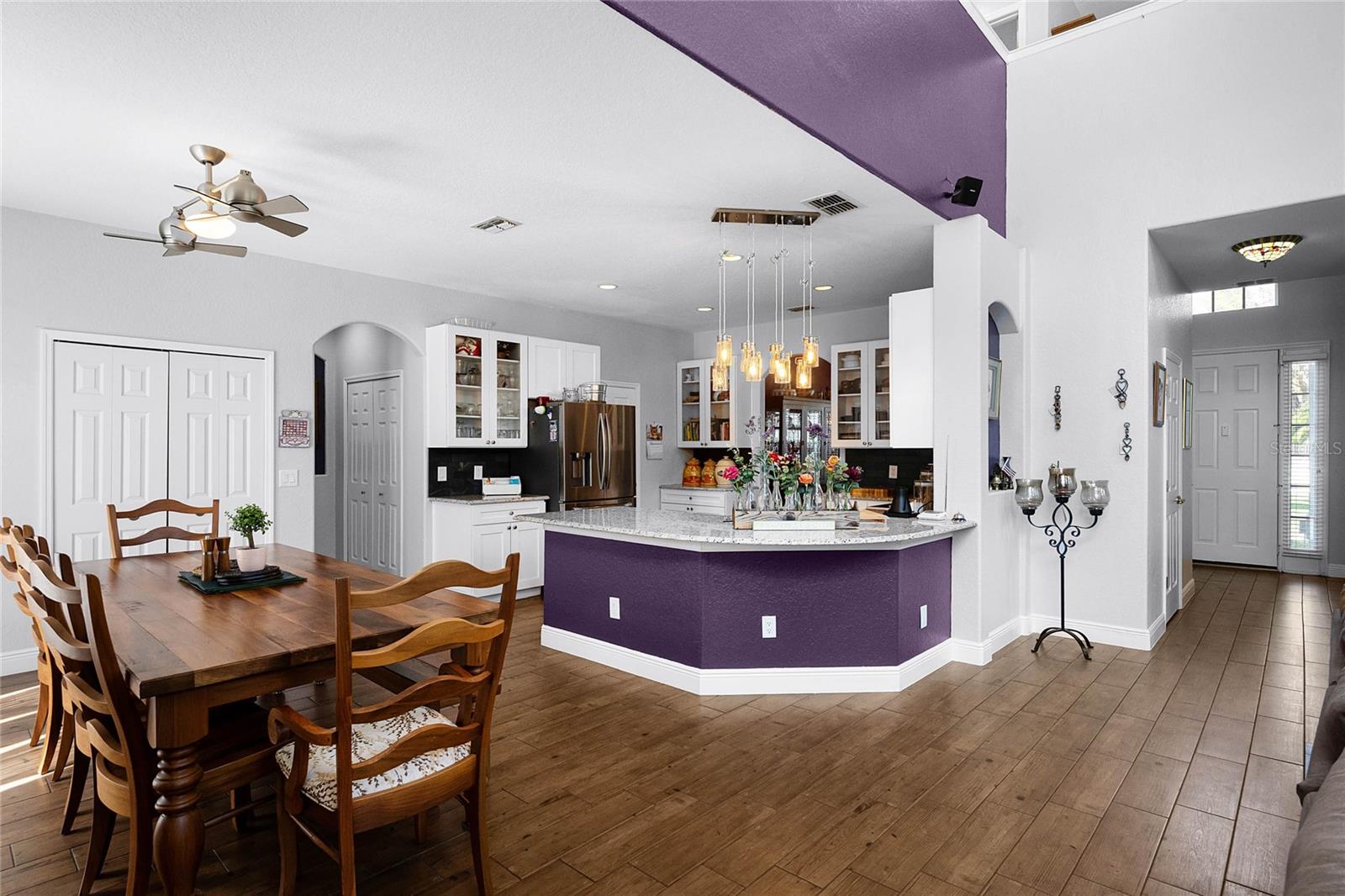 342 LAKE AMBERLEIGH DR