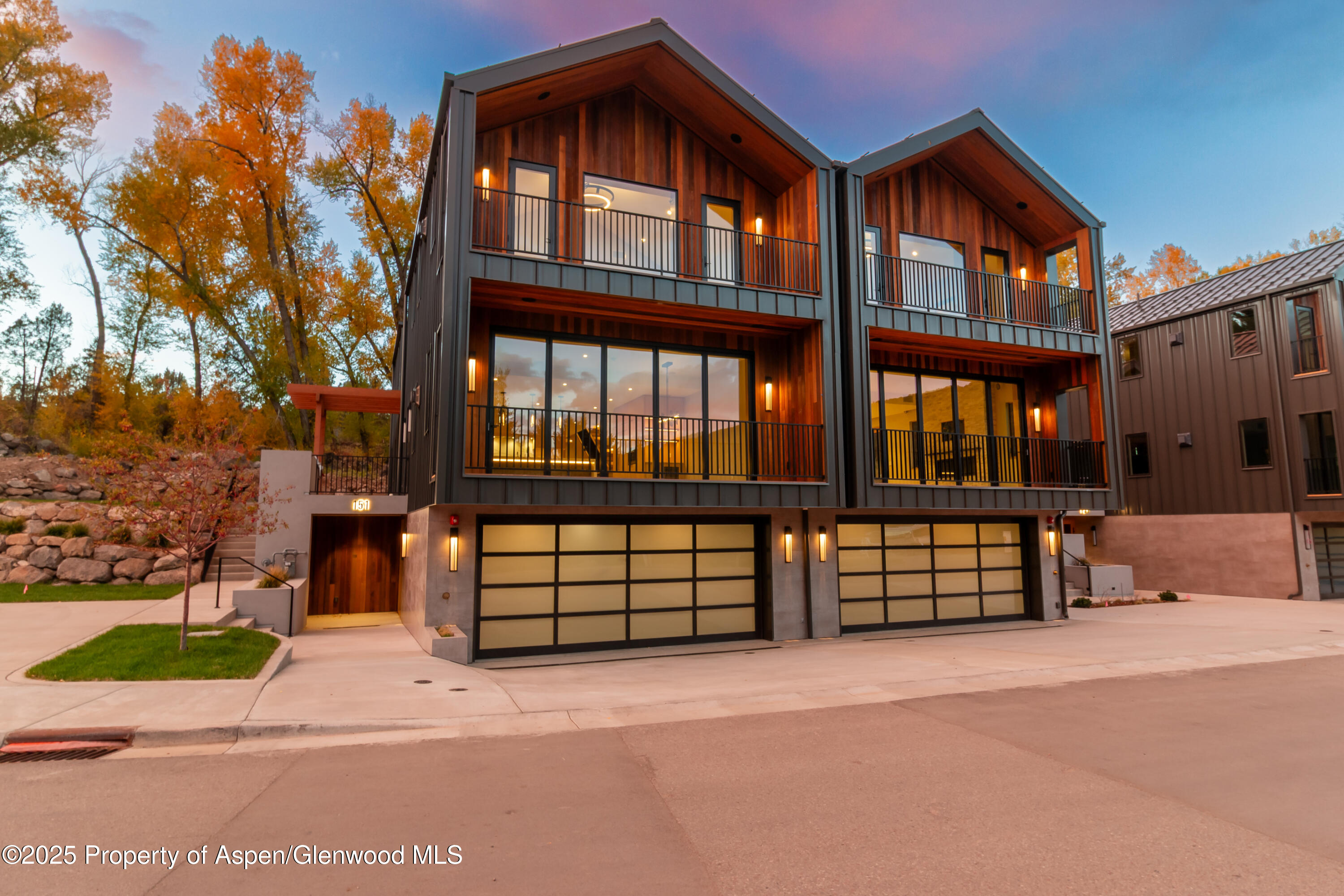 155 Lakeview Drive