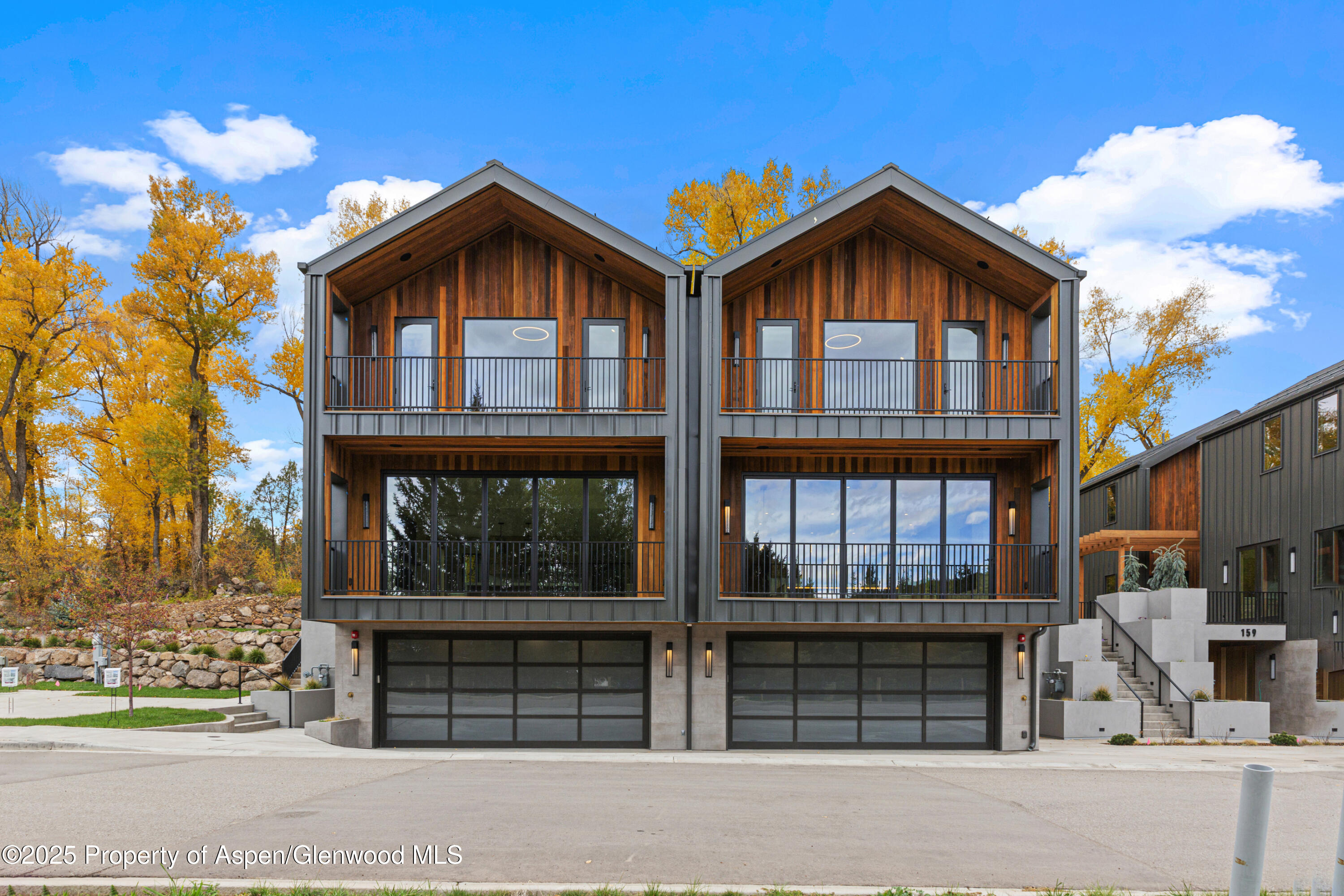 155 Lakeview Drive