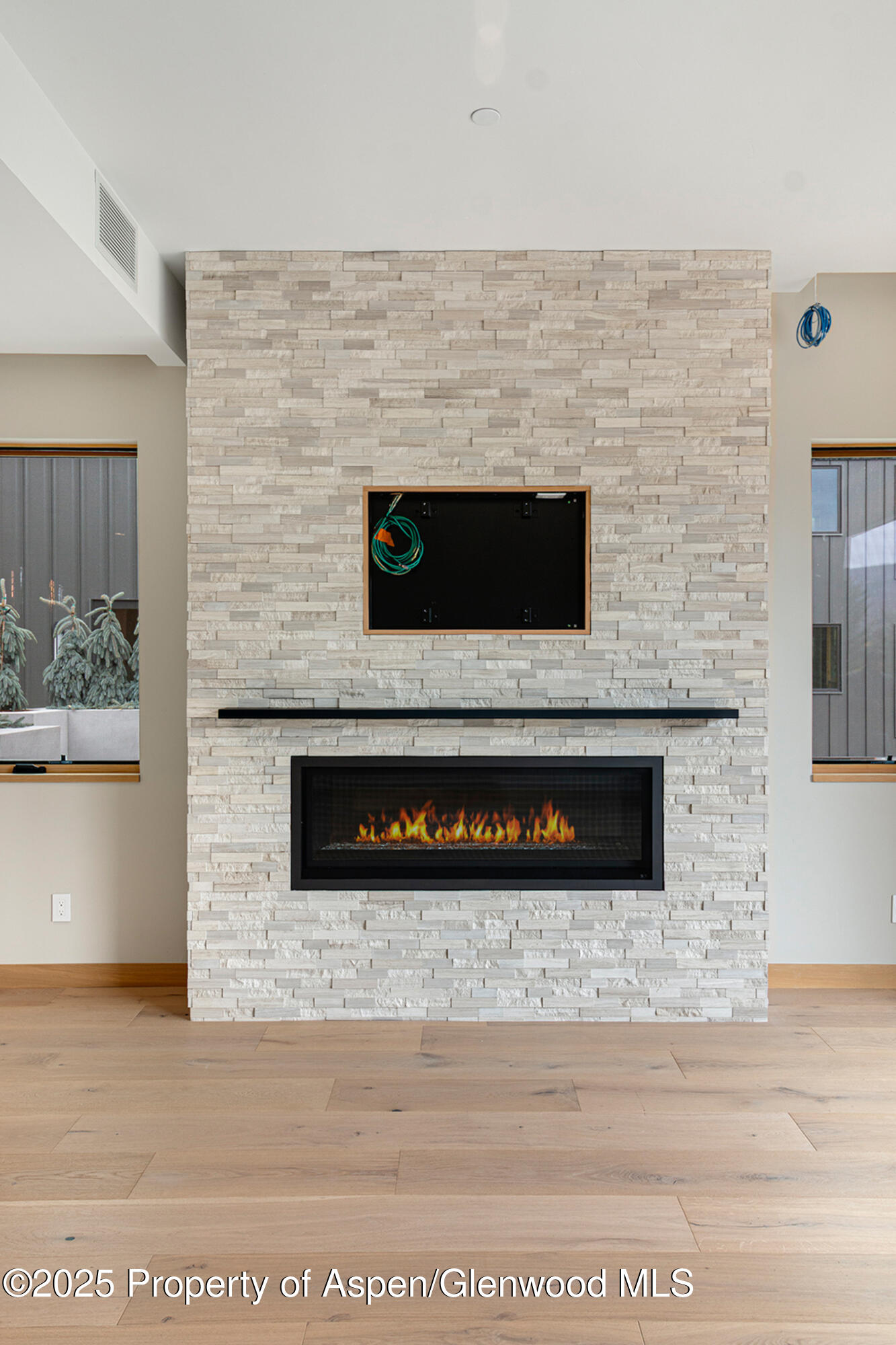 155 Lakeview Drive