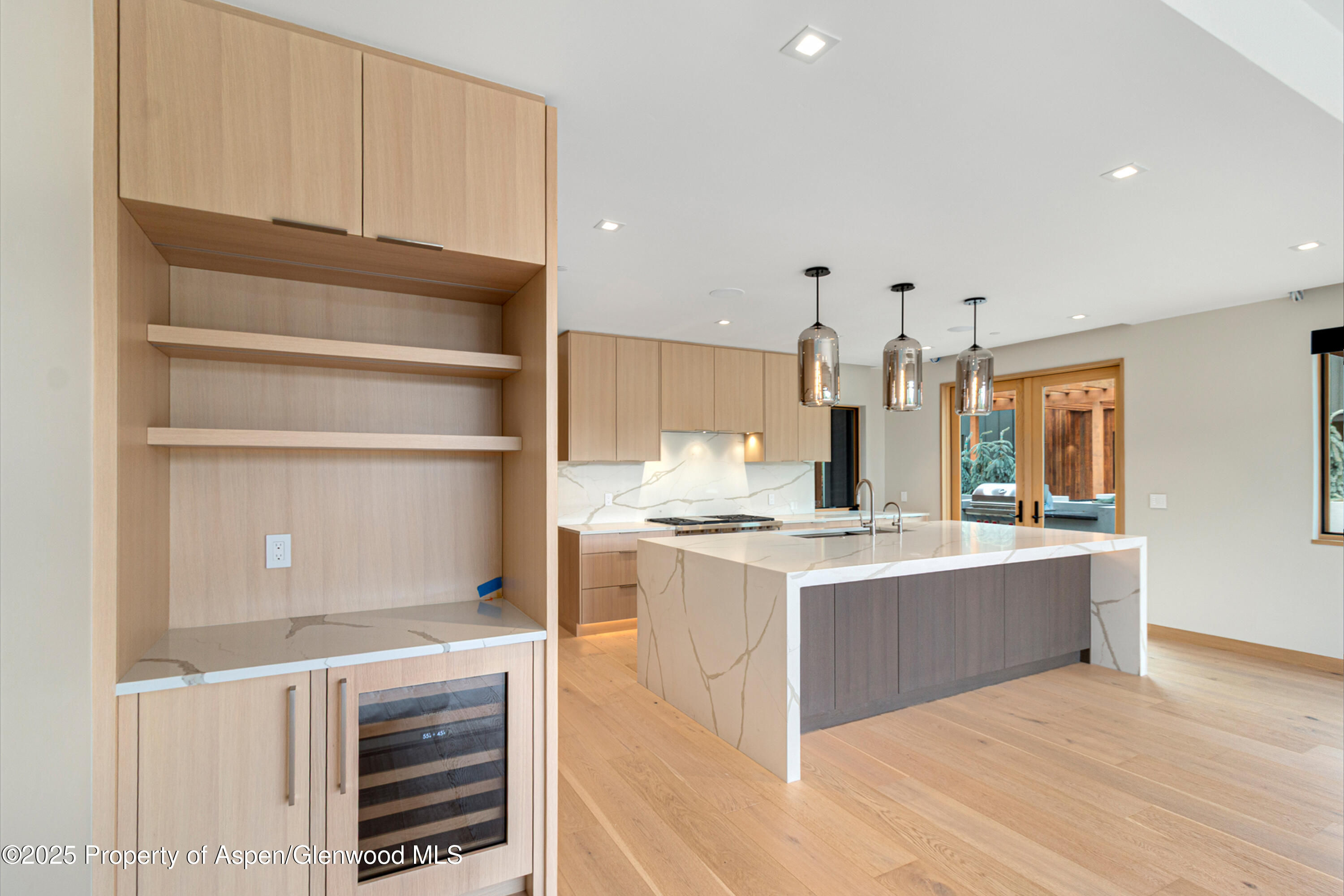 155 Lakeview Drive