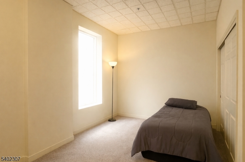 2 E Washington Ave 2C