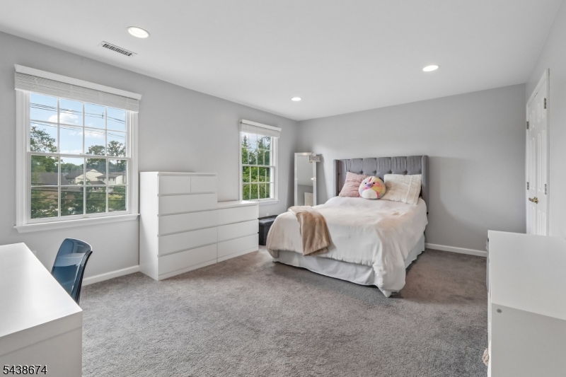 55 Sand Rd