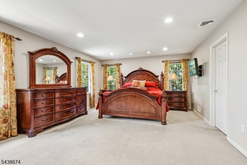 55 Sand Rd