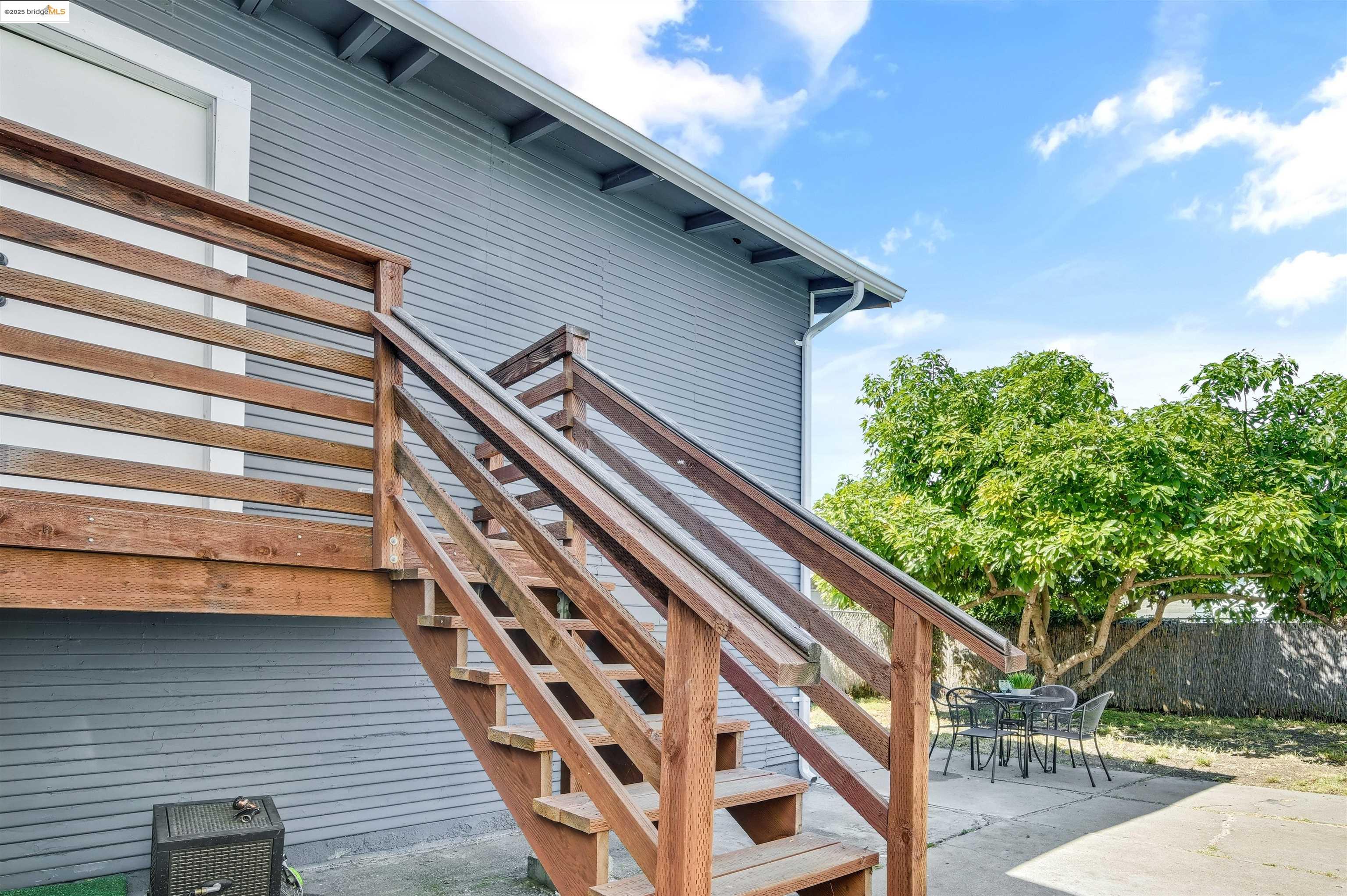 10501 Longfellow Ave