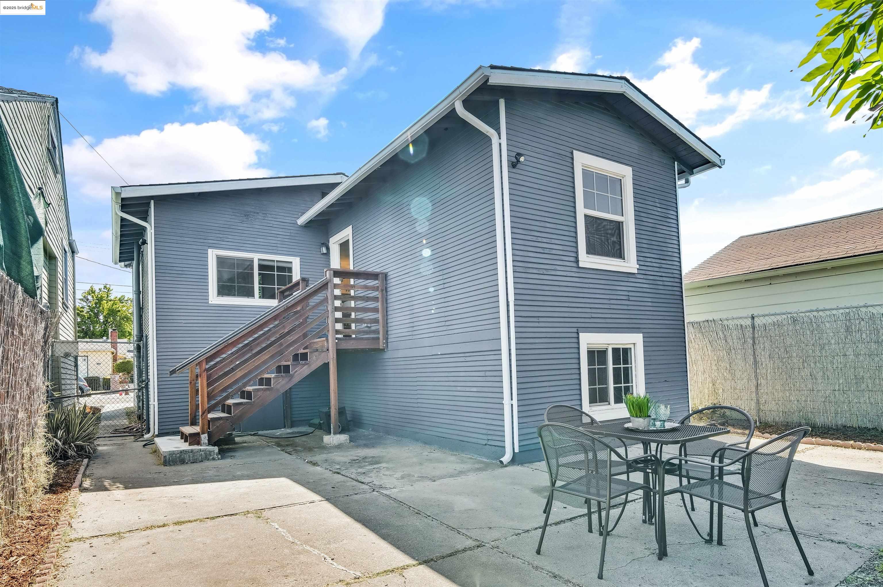 10501 Longfellow Ave