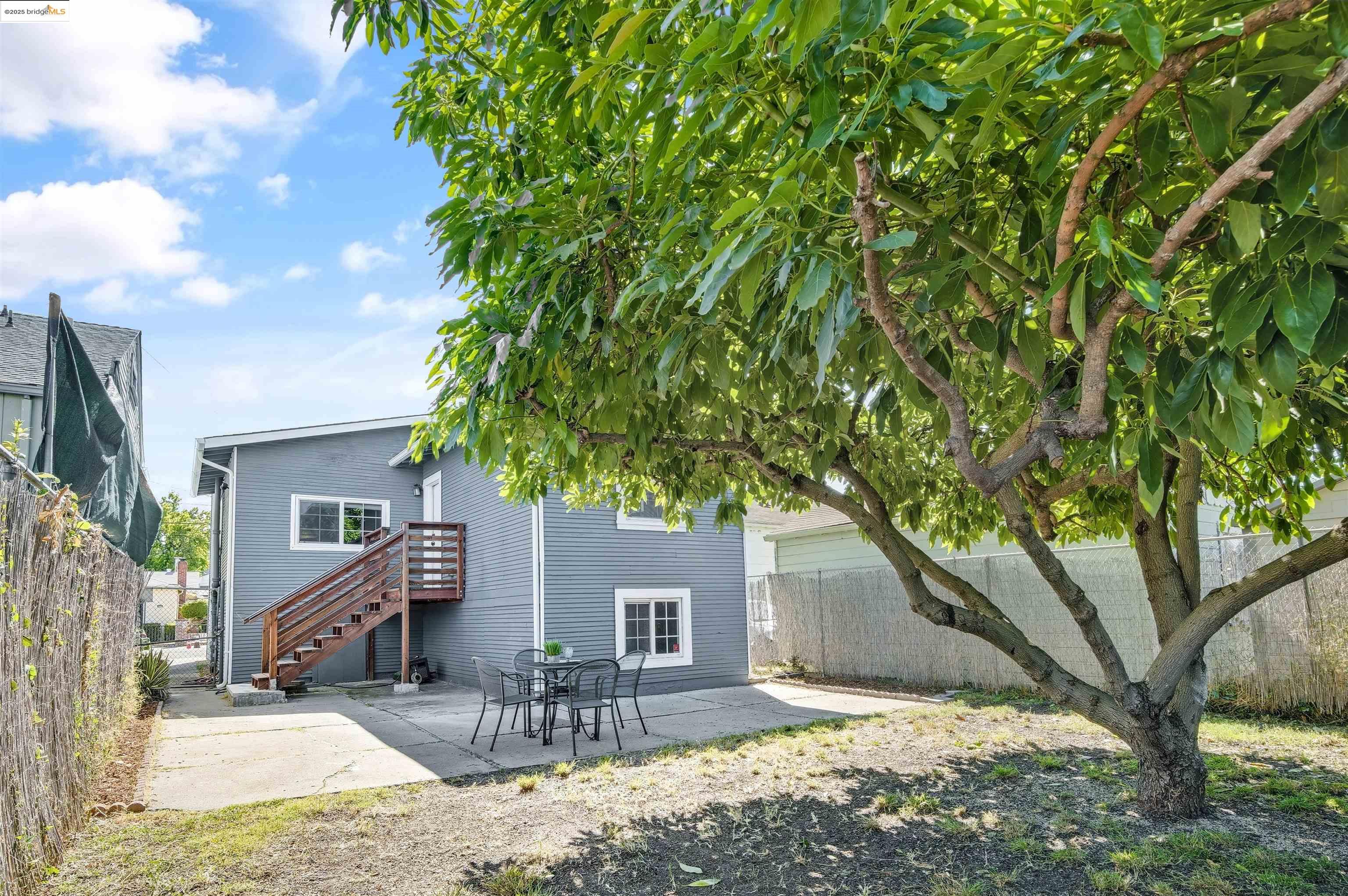 10501 Longfellow Ave