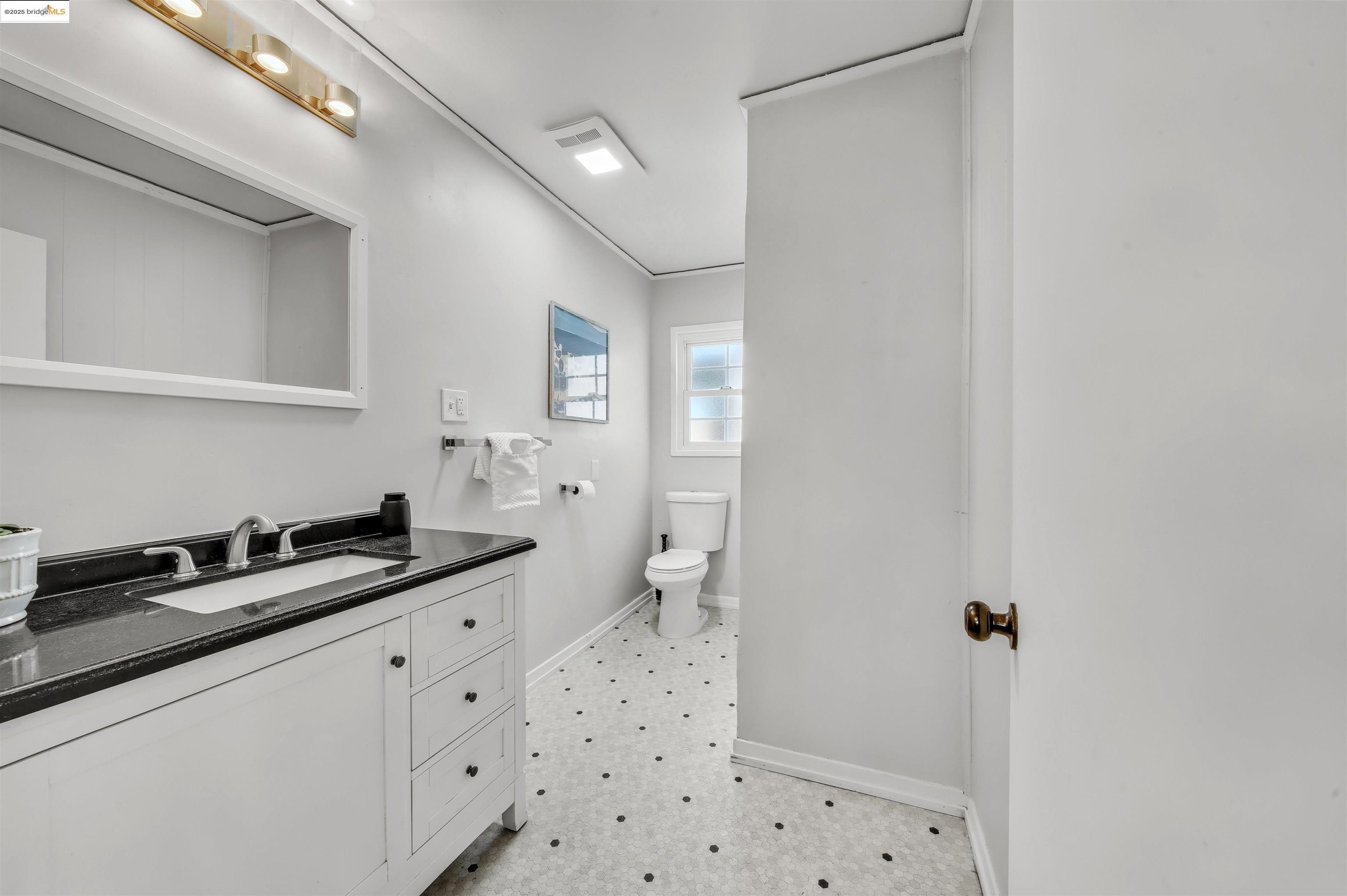 10501 Longfellow Ave