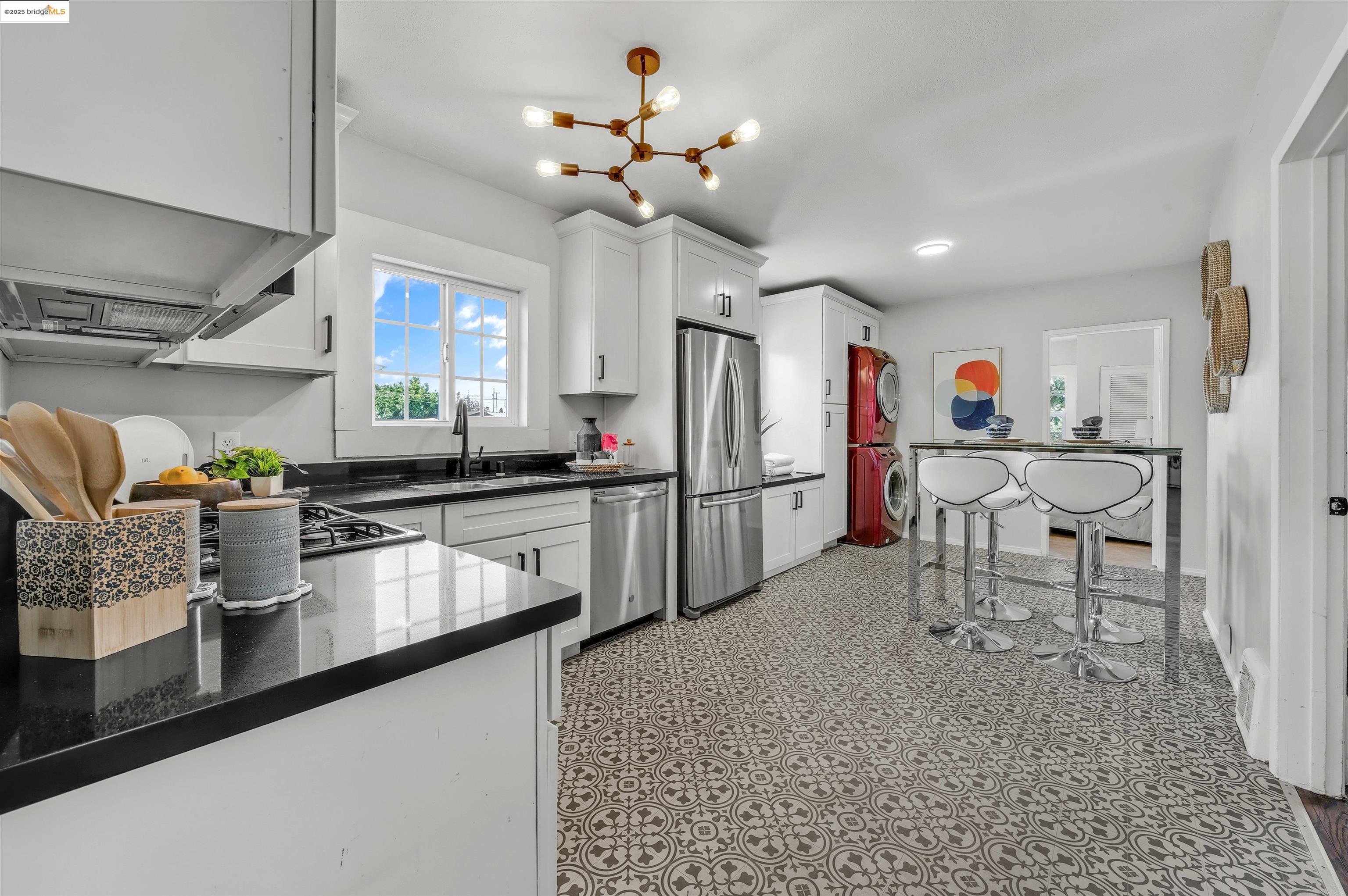 10501 Longfellow Ave