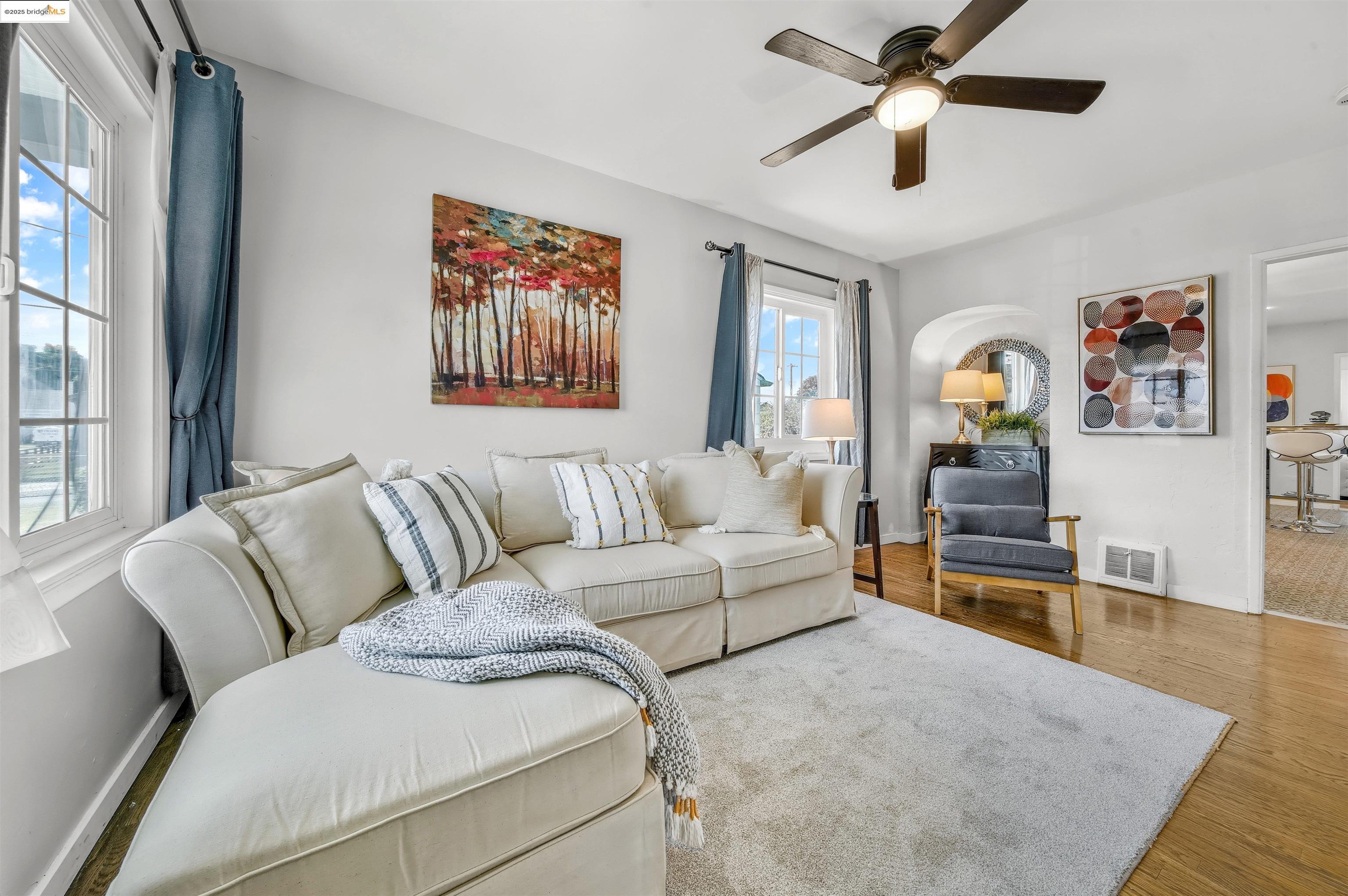 10501 Longfellow Ave