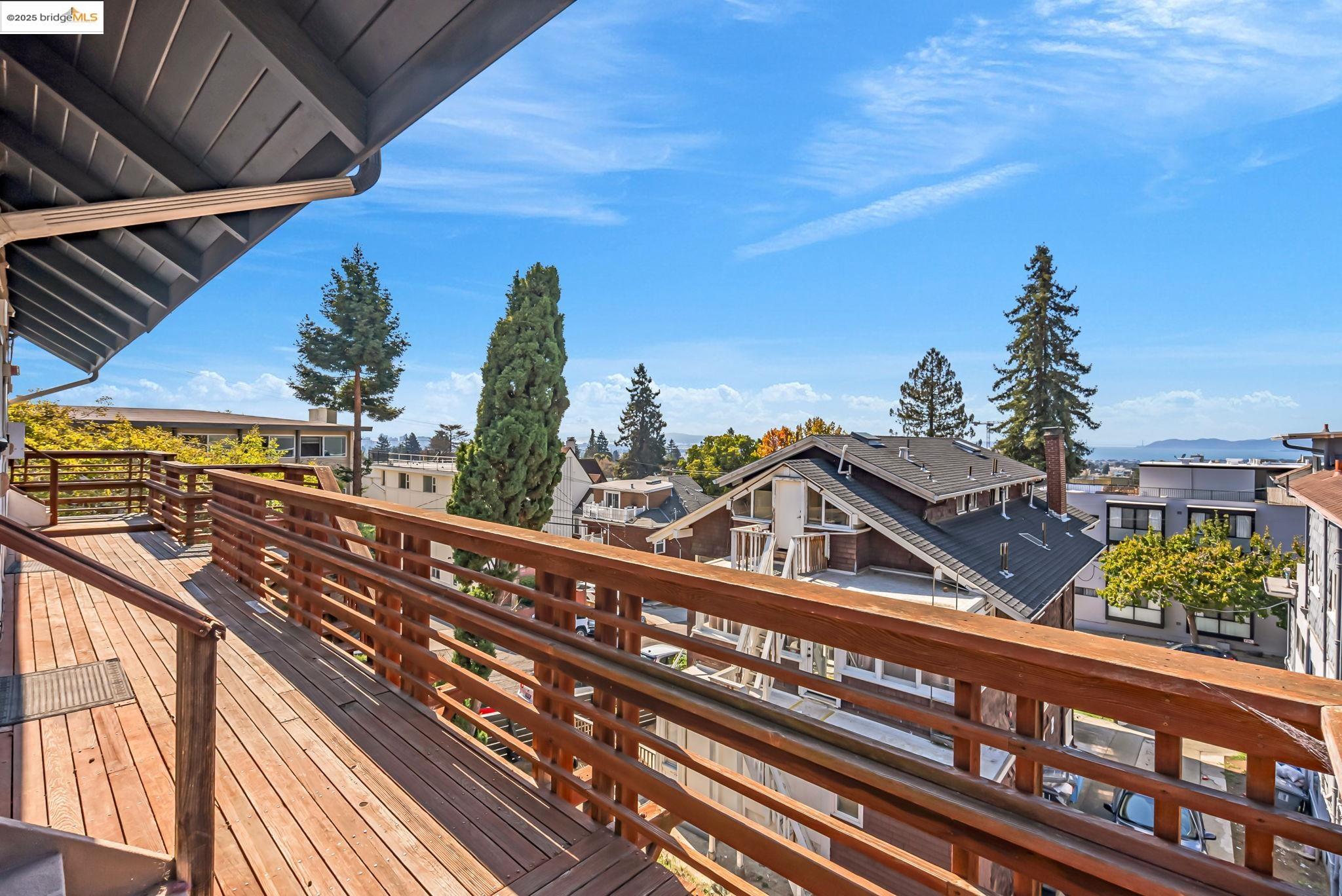 2907 Channing Way