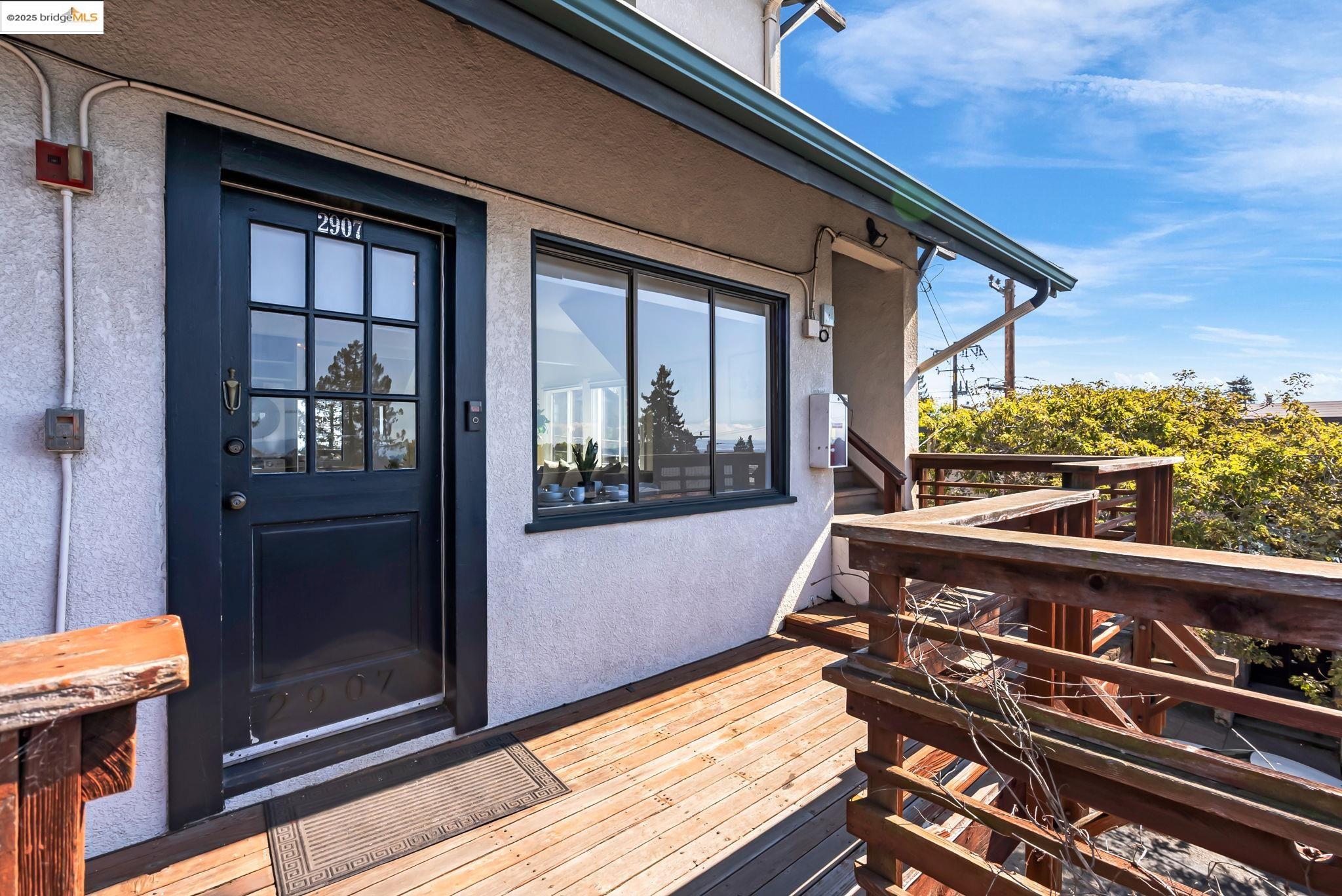 2907 Channing Way