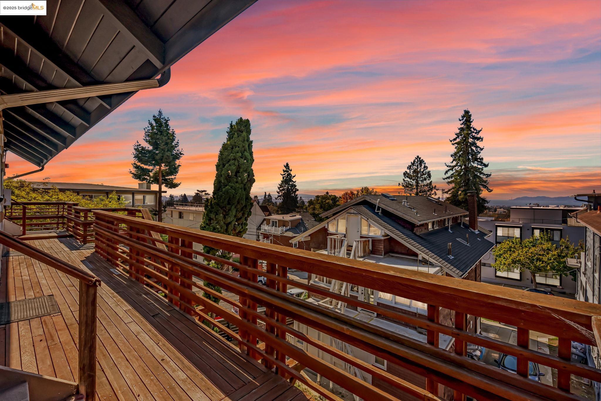 2907 Channing Way